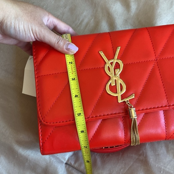 Beautiful red quilted shoulder bag - Picture 11 of 13